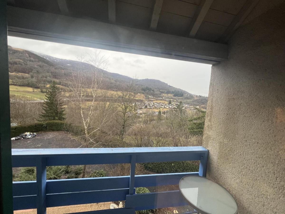 Le Castel Du Cantal Groupe Village Fani Thiézac Εξωτερικό φωτογραφία